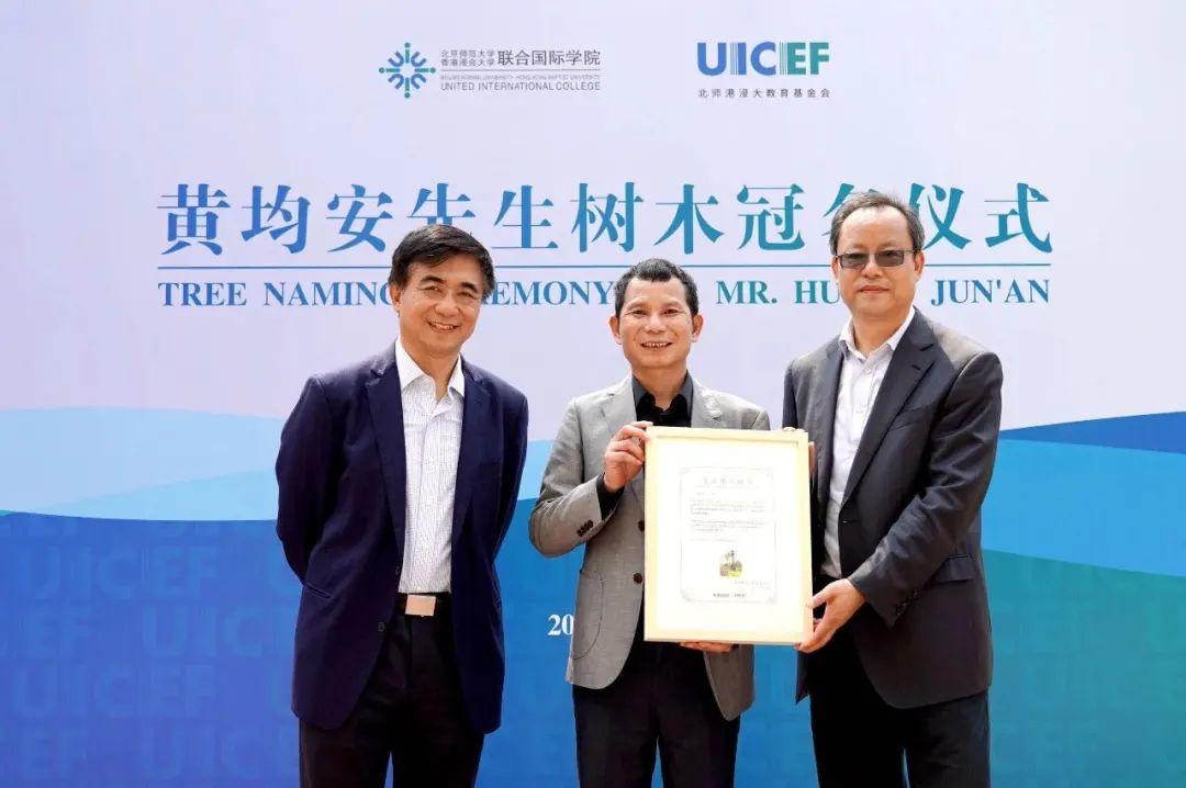 https://mmbiz.qpic.cn/mmbiz_jpg/zt2p7JntJsria7vAhQYCf6surAcq0yiat1HtUS6rhdibTCSq90EywfXRpedqZXomo11JqIpPm7KUicWQgAricubs83g/640?wx_fmt=jpeg