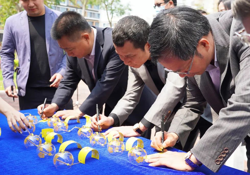 https://mmbiz.qpic.cn/mmbiz_jpg/zt2p7JntJsria7vAhQYCf6surAcq0yiat1OFibB3He1bwLWia5Co8WuUkn4c7dFpic70MheoOyo3NC6ndWBlbUewB2Q/640?wx_fmt=jpeg
